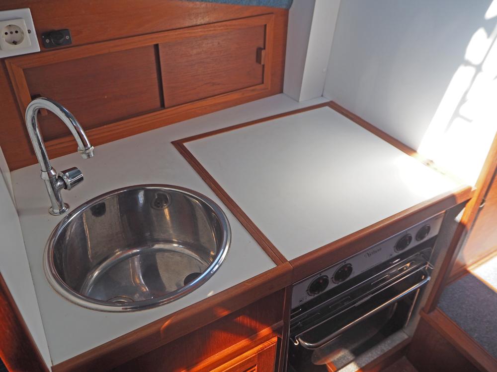 Fore ship, Accommodation